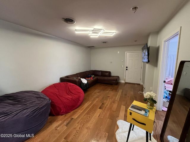 37 Maiden Lane 3A, Albany, NY 12207