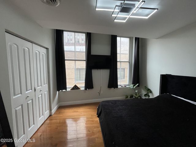 37 Maiden Lane 3A, Albany, NY 12207