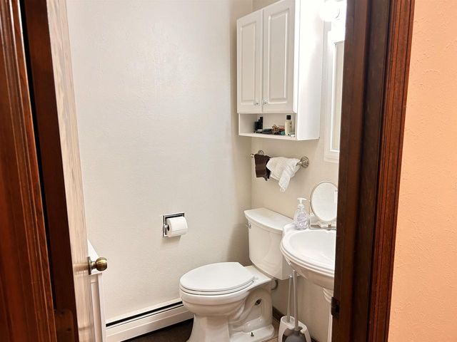 2590 CHERRYWOOD LANE, Green Bay, WI 54304