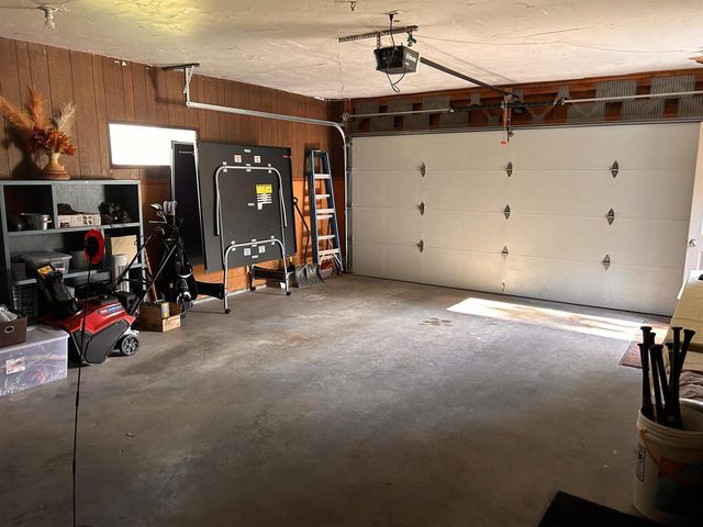 2590 CHERRYWOOD LANE, Green Bay, WI 54304