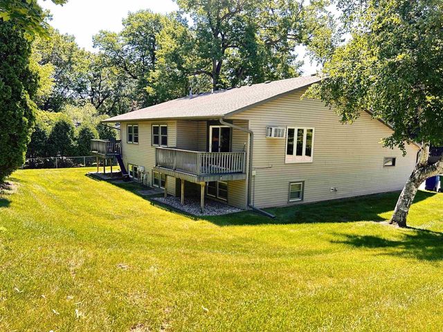 2590 CHERRYWOOD LANE, Green Bay, WI 54304