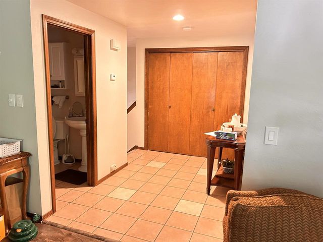 2590 CHERRYWOOD LANE, Green Bay, WI 54304