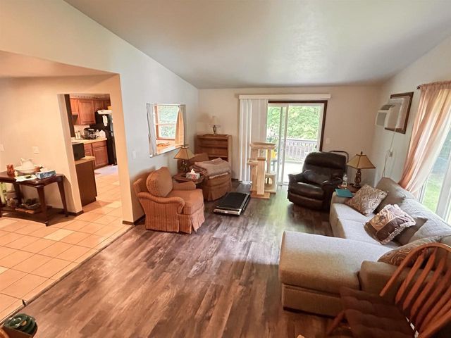 2590 CHERRYWOOD LANE, Green Bay, WI 54304