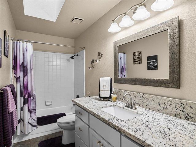 4021 Copper Penny Ct, Modesto, CA 95355