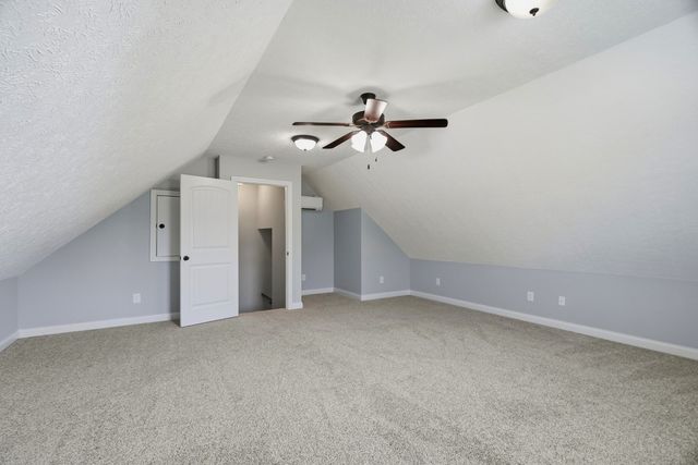 1043 Founders Ln, Portland, TN 37148