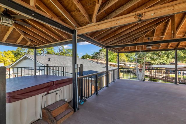 14263 Shadow Bay Drive, Willis, TX 77318