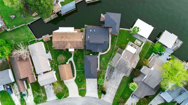 14263 Shadow Bay Drive, Willis, TX 77318