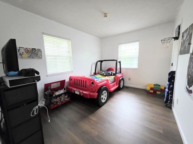 108 Arnold St, Centerville, TN 37033