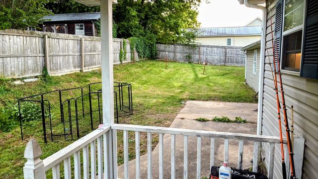 108 Arnold St, Centerville, TN 37033