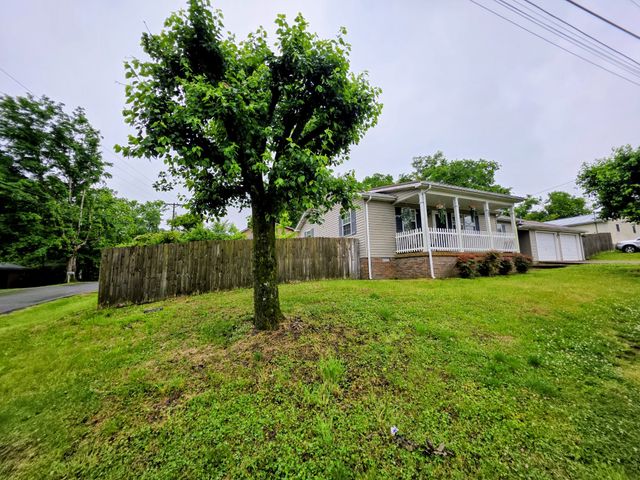 108 Arnold St, Centerville, TN 37033