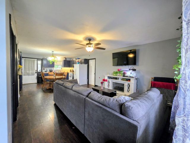 108 Arnold St, Centerville, TN 37033