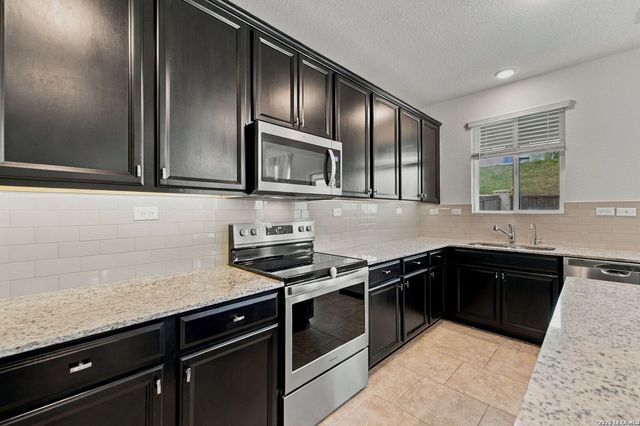 7314 CHAMPION CRK, San Antonio, TX 78252