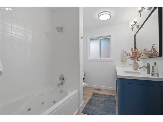 16660 Sw OAK St, Beaverton, OR 97007