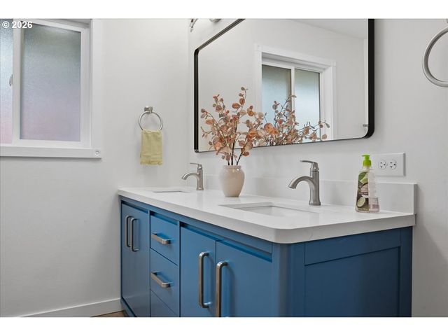 16660 Sw OAK St, Beaverton, OR 97007