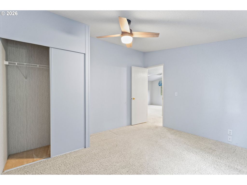 Image 27 of property listing at 1422 Sw WESTVALE St 102, Mc Minnville, OR 97128
