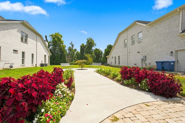 2163 White Poplar Ct, Murfreesboro, TN 37130