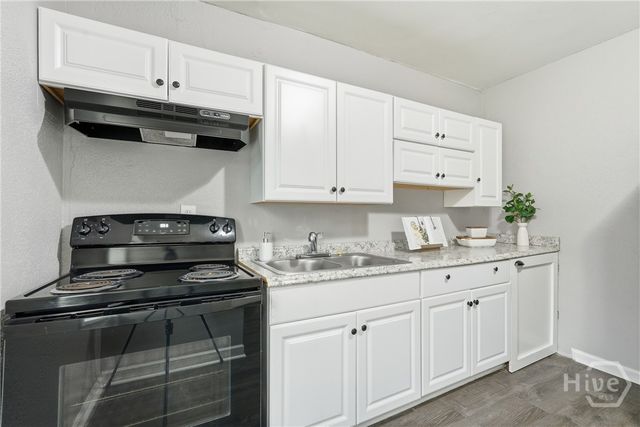 1920 Lloyd Street, Savannah, GA 31405