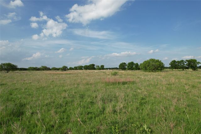 1 Bounds Road 1-10, Gunter, TX 75058