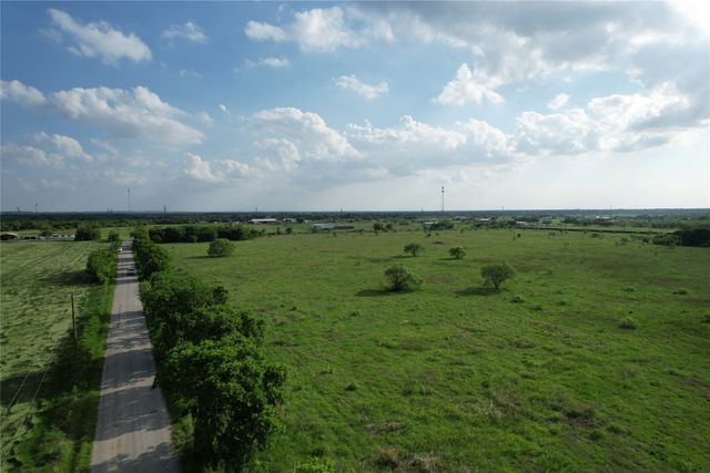 1 Bounds Road 1-10, Gunter, TX 75058