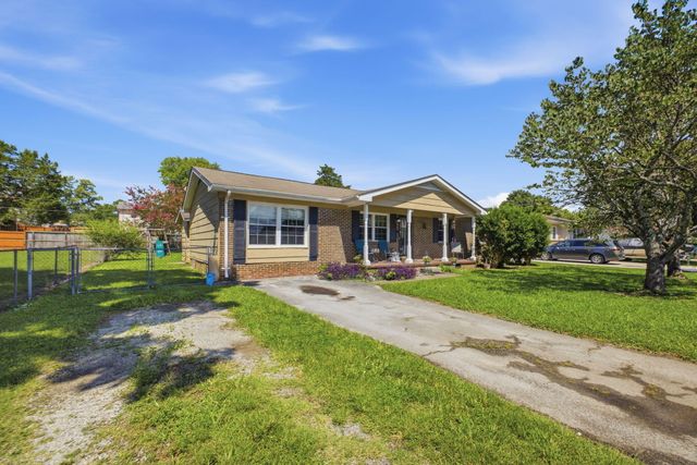 1835 S Prairie Circle, Hixson, TN 37343