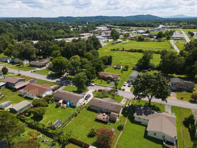 1835 S Prairie Circle, Hixson, TN 37343