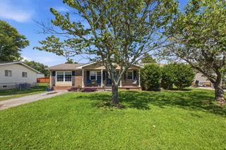 1835 S Prairie Circle, Hixson, TN 37343