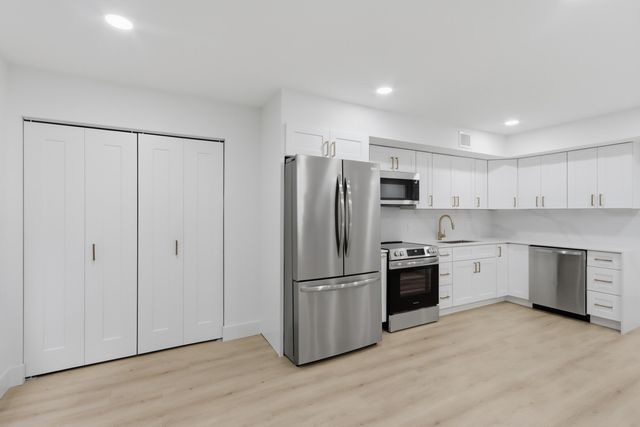 500 OCEAN TRAIL Way 111, Jupiter, FL 33477
