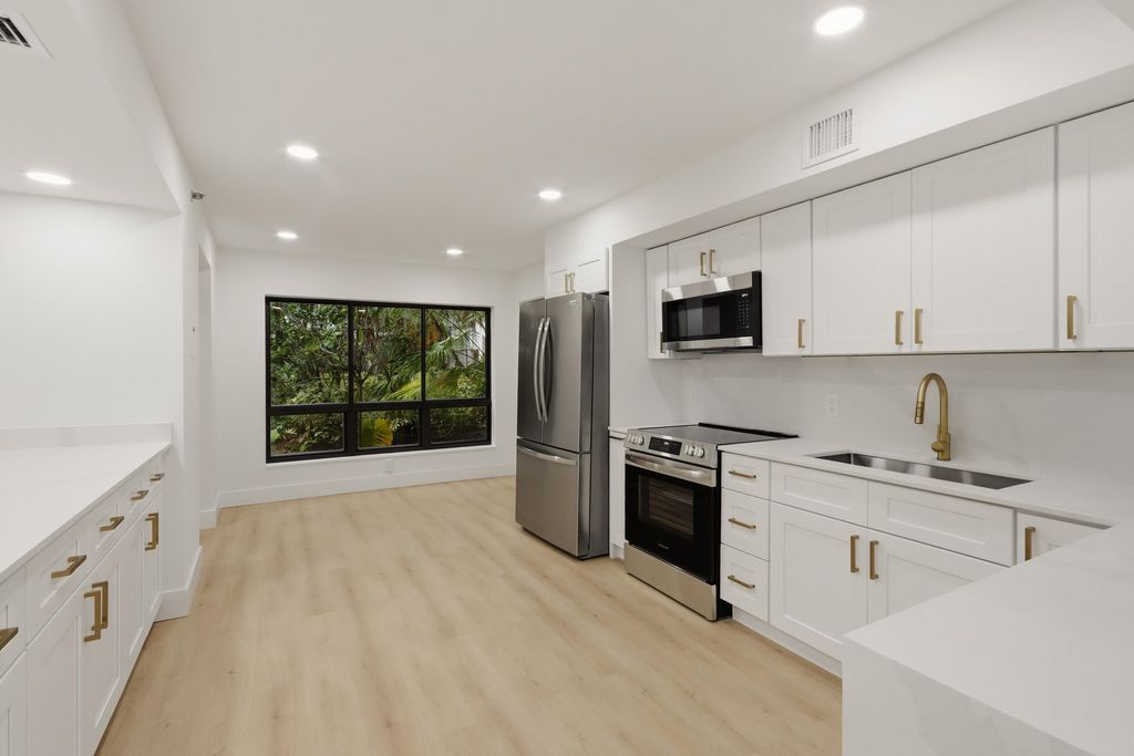 500 OCEAN TRAIL Way 111, Jupiter, FL 33477