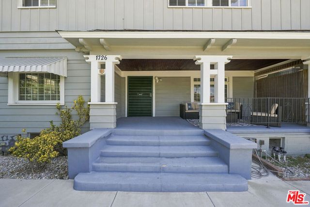 1726 6th Avenue, Los Angeles, CA 90019