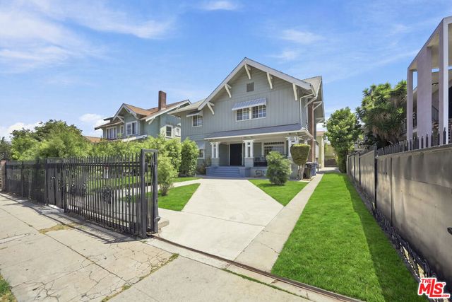 1726 6th Avenue, Los Angeles, CA 90019