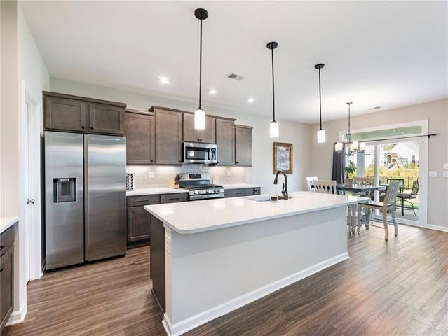 627 Michigan Circle, Hoschton, GA 30548