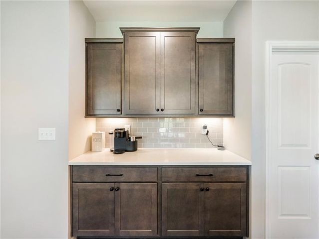 627 Michigan Circle, Hoschton, GA 30548