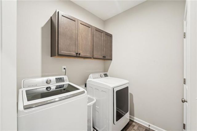 627 Michigan Circle, Hoschton, GA 30548