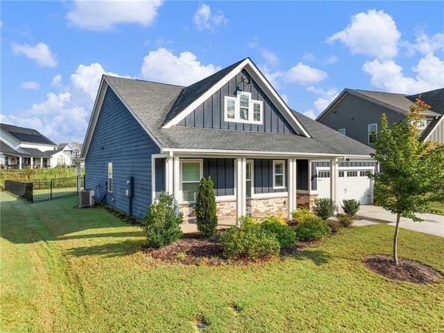 627 Michigan Circle, Hoschton, GA 30548