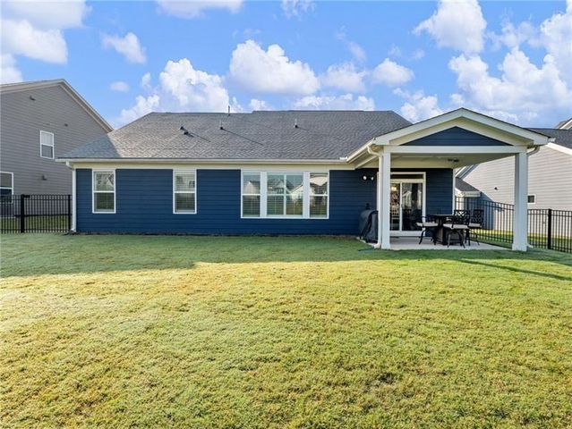 627 Michigan Circle, Hoschton, GA 30548