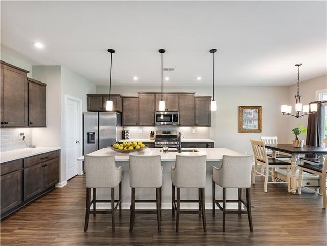 627 Michigan Circle, Hoschton, GA 30548