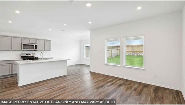 118 Rustic Creek Court, Dayton, TX 77535