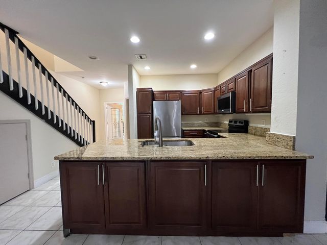 9498 S Military Trail, Boynton Beach, FL 33436
