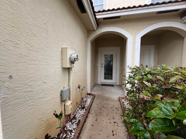 9498 S Military Trail, Boynton Beach, FL 33436