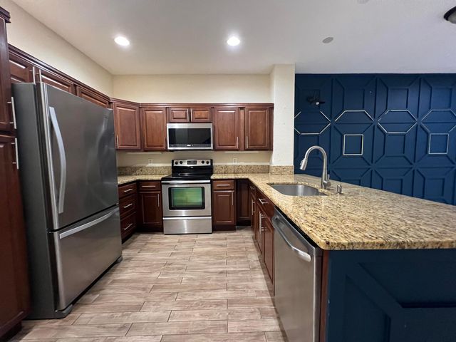 9498 S Military Trail, Boynton Beach, FL 33436