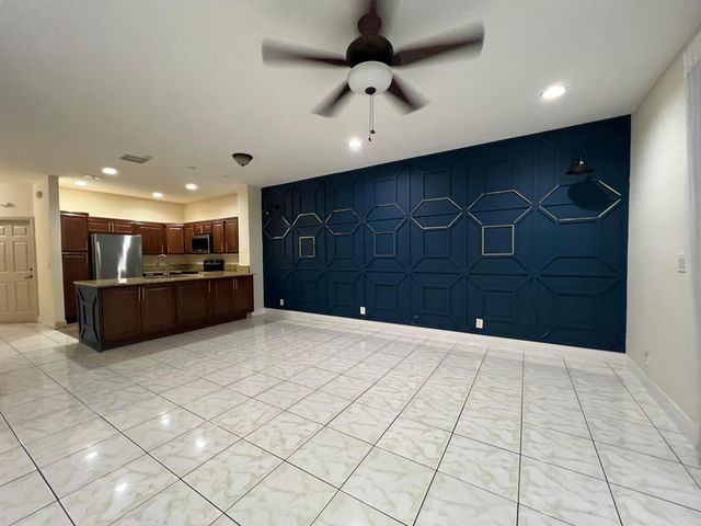 9498 S Military Trail, Boynton Beach, FL 33436