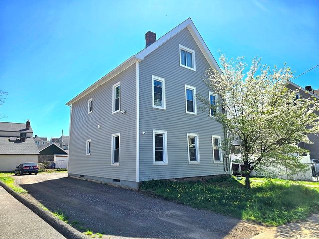 11 Dwight Court, New Britain, CT 06051