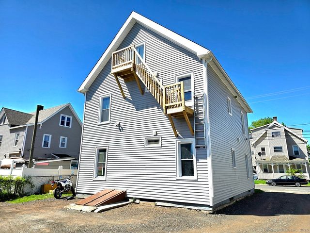 11 Dwight Court, New Britain, CT 06051