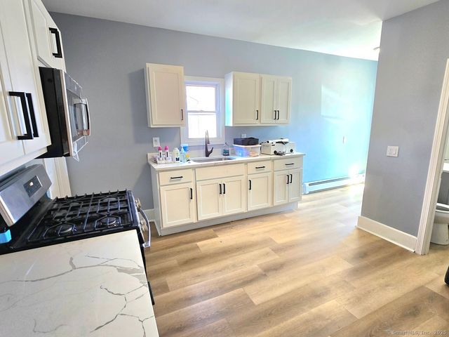11 Dwight Court, New Britain, CT 06051