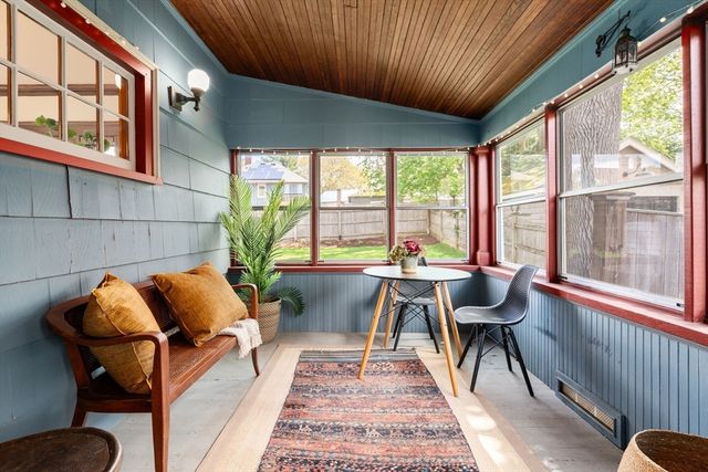 33 Longfellow Road, Melrose, MA 02176