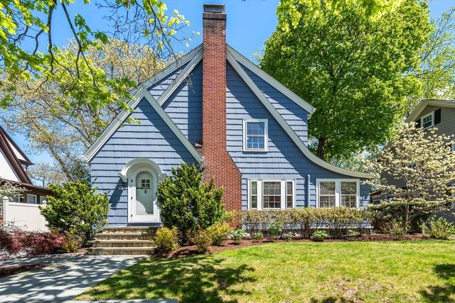 33 Longfellow Road, Melrose, MA 02176