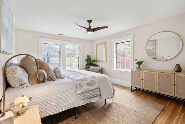 33 Longfellow Road, Melrose, MA 02176