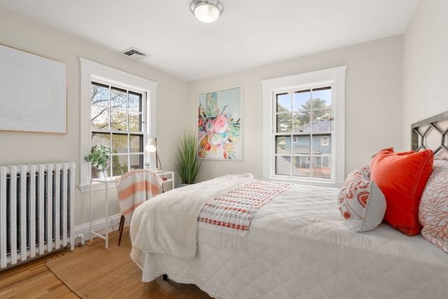 33 Longfellow Road, Melrose, MA 02176