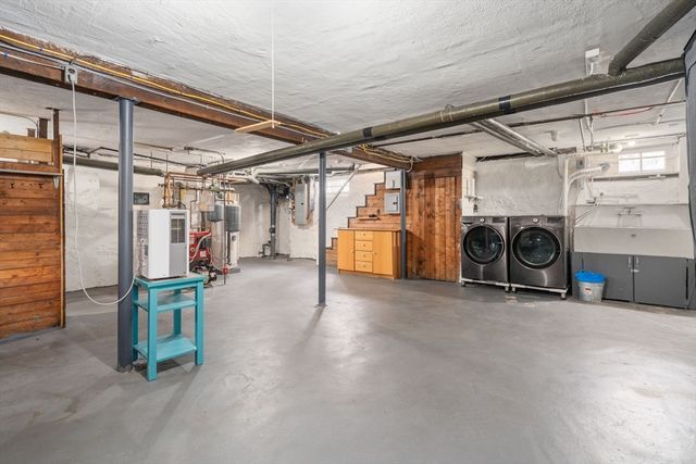 33 Longfellow Road, Melrose, MA 02176