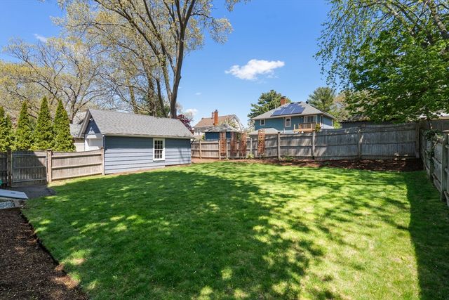 33 Longfellow Road, Melrose, MA 02176